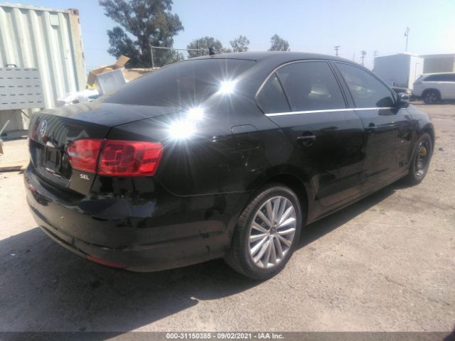 Photo 3 VIN: 3VWL17AJ0EM330491 - VOLKSWAGEN JETTA SEDAN 