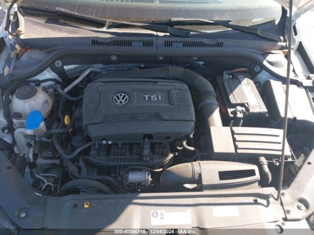 Photo 9 VIN: 3VWL17AJ0JM213052 - VOLKSWAGEN JETTA 