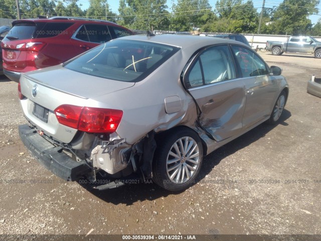 Photo 3 VIN: 3VWL17AJ1EM233171 - VOLKSWAGEN JETTA SEDAN 