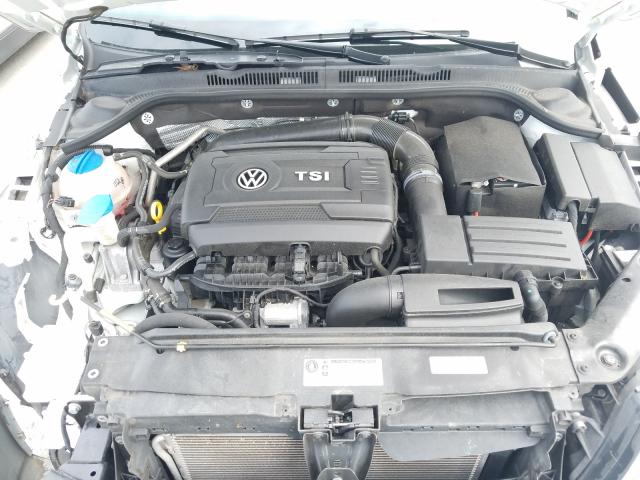 Photo 6 VIN: 3VWL17AJ2GM373653 - VOLKSWAGEN JETTA 