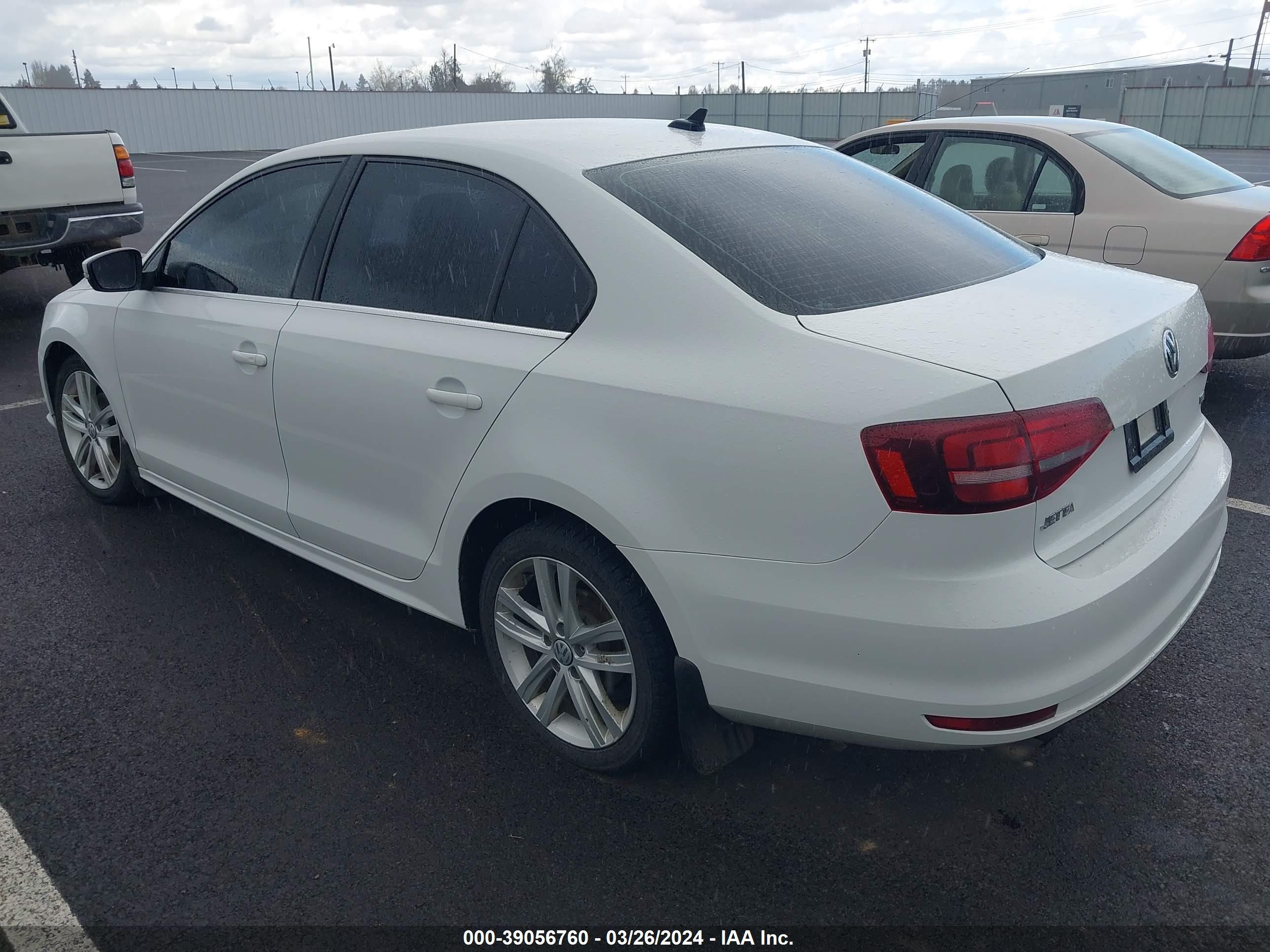 Photo 2 VIN: 3VWL17AJ2HM411707 - VOLKSWAGEN JETTA 