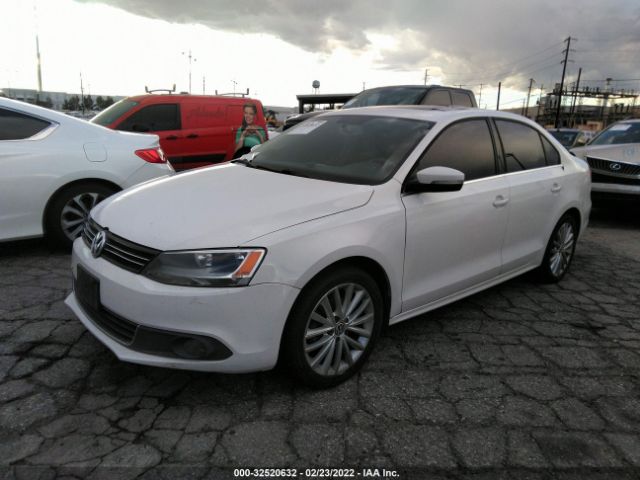 Photo 1 VIN: 3VWL17AJ3EM388823 - VOLKSWAGEN JETTA SEDAN 