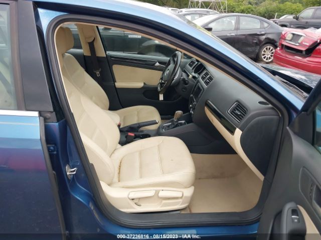 Photo 4 VIN: 3VWL17AJ3GM388839 - VOLKSWAGEN JETTA 