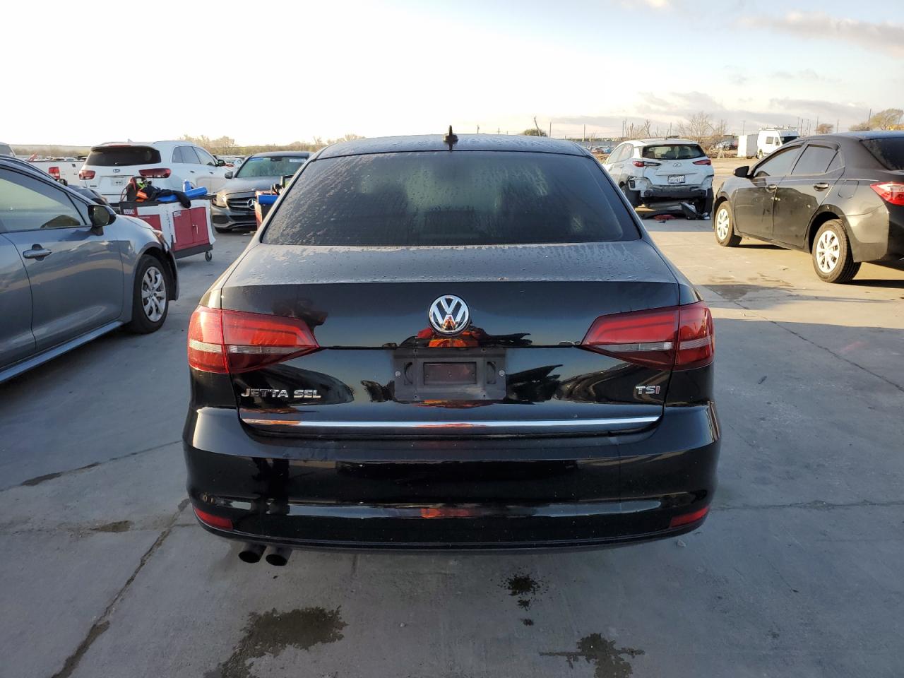 Photo 5 VIN: 3VWL17AJ4HM398894 - VOLKSWAGEN JETTA 