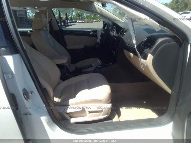 Photo 4 VIN: 3VWL17AJ6GM310555 - VOLKSWAGEN JETTA SEDAN 