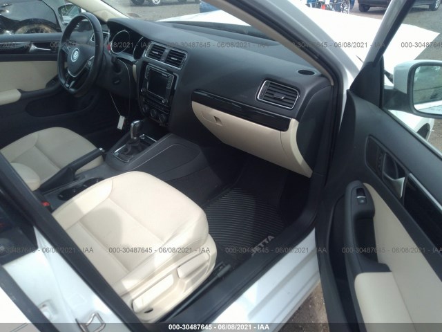 Photo 4 VIN: 3VWL17AJ6HM225328 - VOLKSWAGEN JETTA 