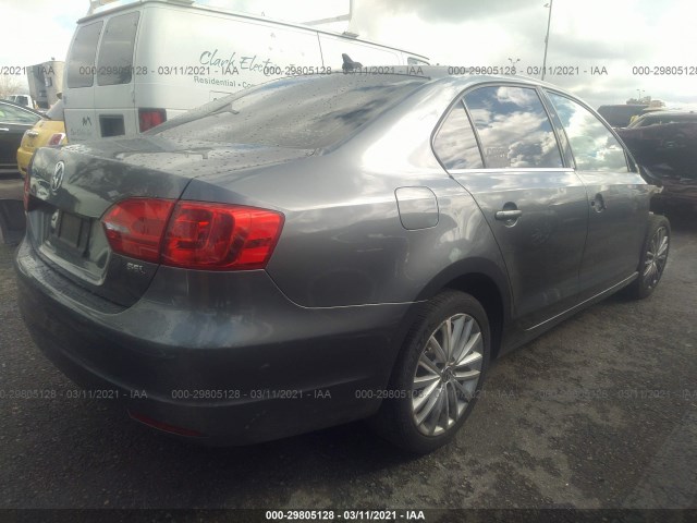 Photo 3 VIN: 3VWL17AJ7EM403484 - VOLKSWAGEN JETTA SEDAN 