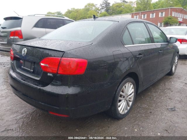 Photo 3 VIN: 3VWL17AJ8EM376683 - VOLKSWAGEN JETTA 