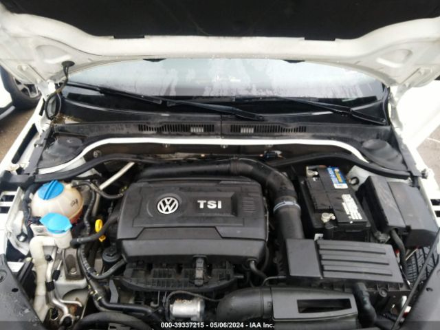 Photo 9 VIN: 3VWL17AJ8GM383846 - VOLKSWAGEN JETTA 