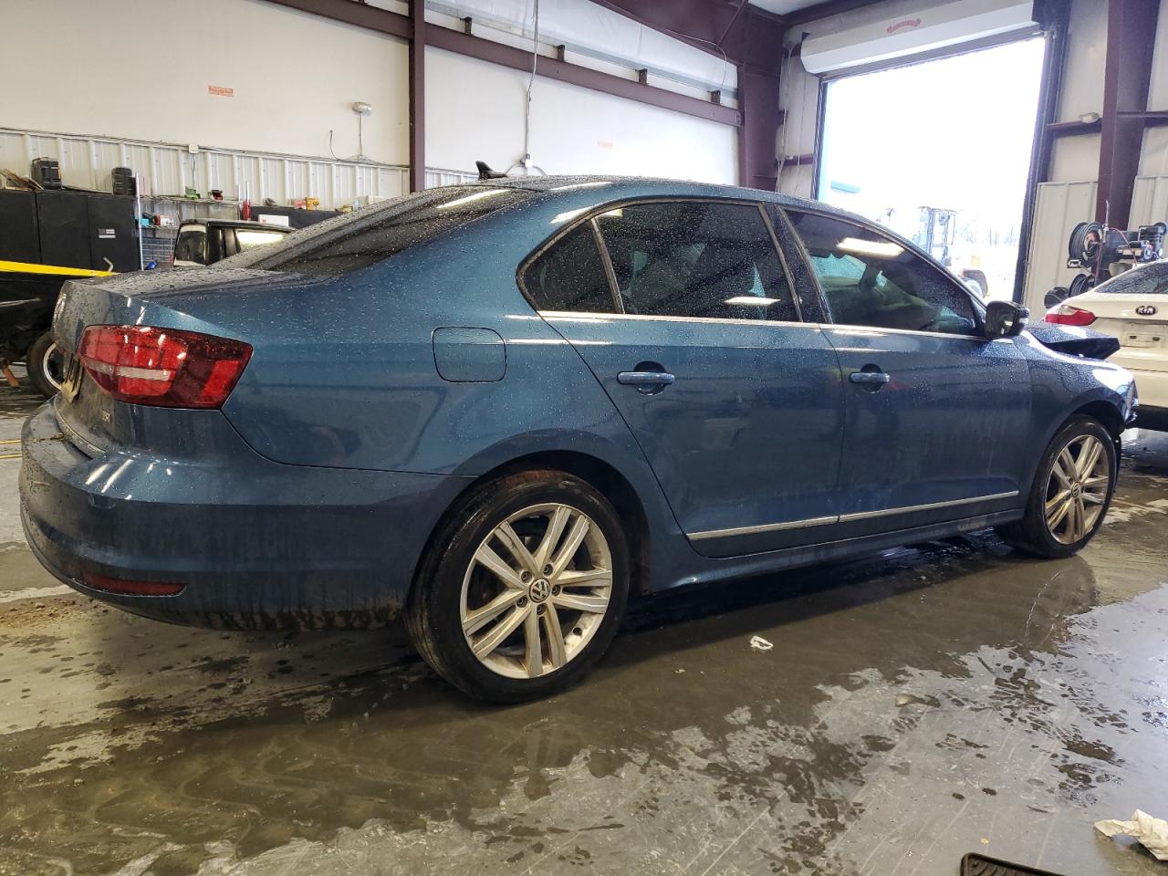 Photo 2 VIN: 3VWL17AJ8HM234029 - VOLKSWAGEN JETTA 