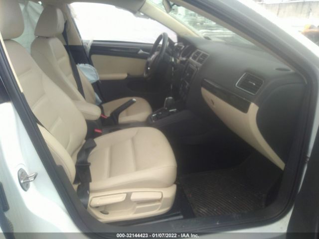 Photo 4 VIN: 3VWL17AJ9HM266651 - VOLKSWAGEN JETTA 