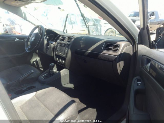 Photo 4 VIN: 3VWLA7AJ0FM277776 - VOLKSWAGEN JETTA SEDAN 