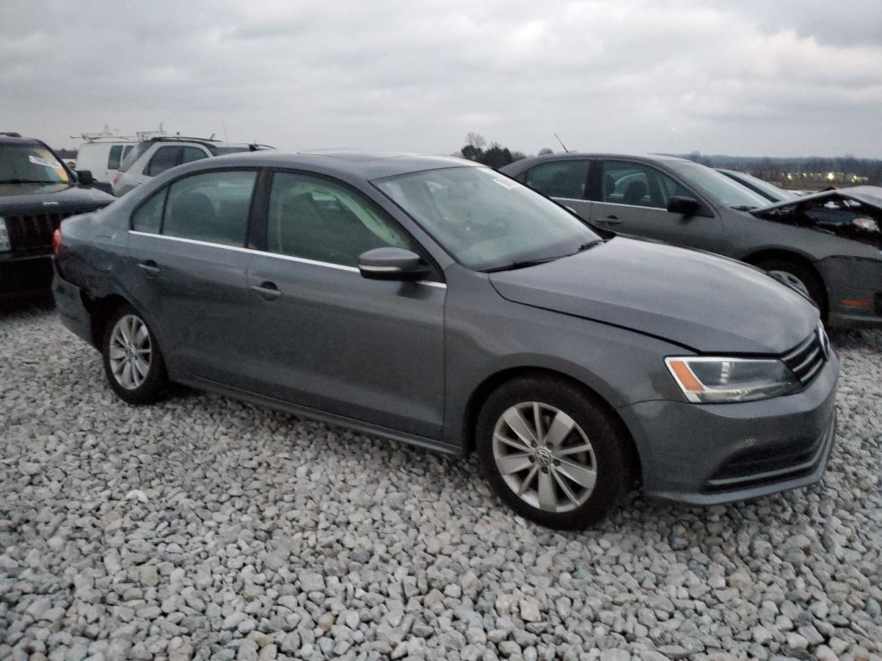 Photo 3 VIN: 3VWLA7AJ0FM422587 - VOLKSWAGEN JETTA 