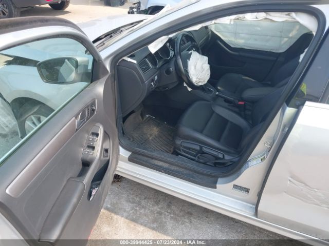 Photo 4 VIN: 3VWLA7AJ2FM291064 - VOLKSWAGEN JETTA 