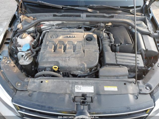 Photo 9 VIN: 3VWLA7AJ3FM330924 - VOLKSWAGEN JETTA 