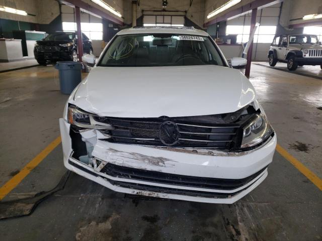 Photo 4 VIN: 3VWLA7AJ7FM228445 - VOLKSWAGEN JETTA TDI 