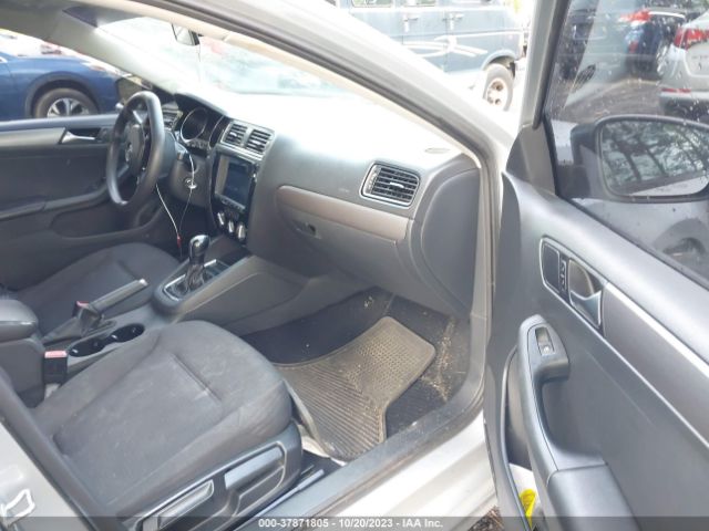 Photo 4 VIN: 3VWLA7AJ8FM282109 - VOLKSWAGEN JETTA 