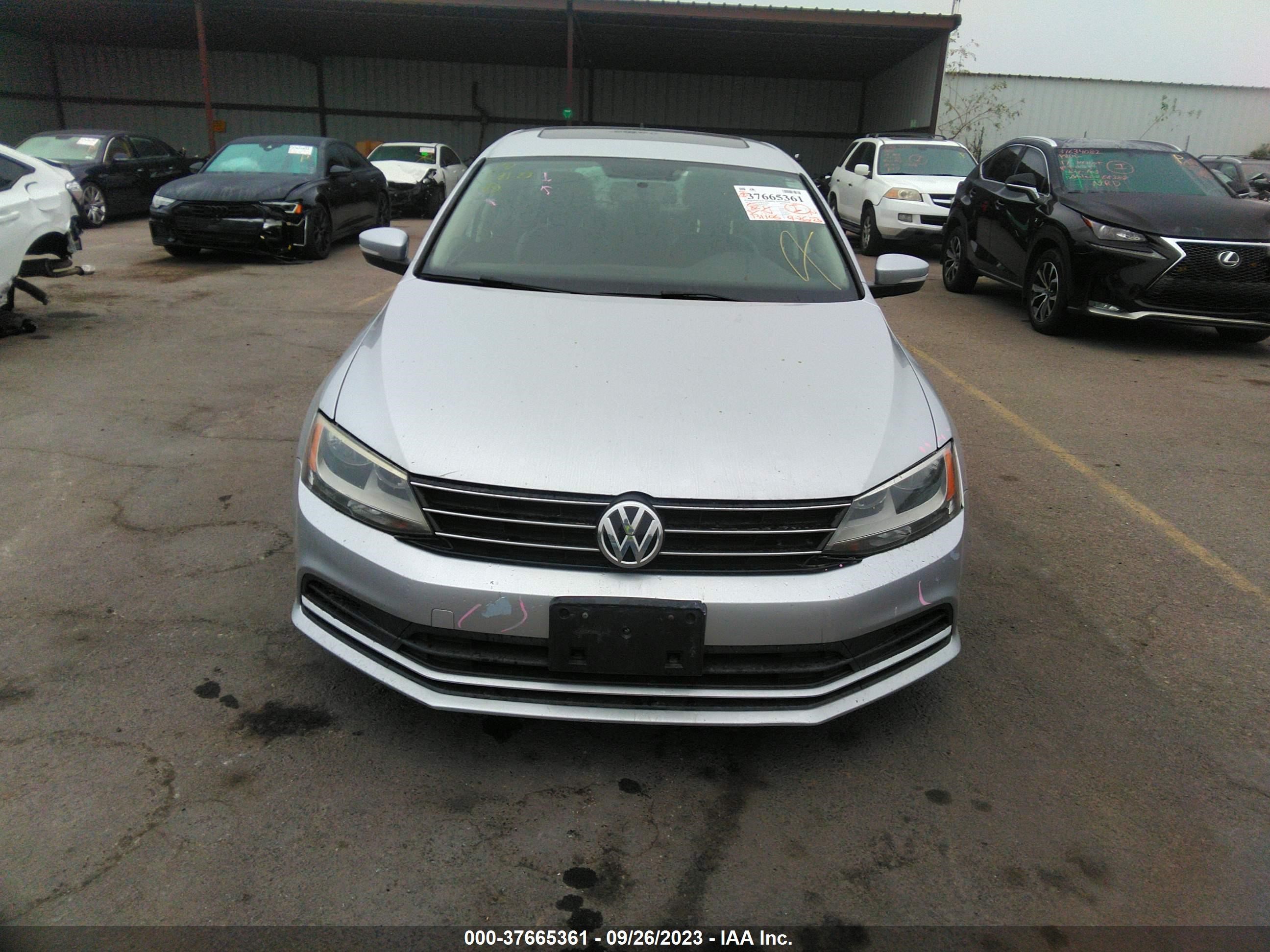 Photo 5 VIN: 3VWLA7AJ9FM219116 - VOLKSWAGEN JETTA 