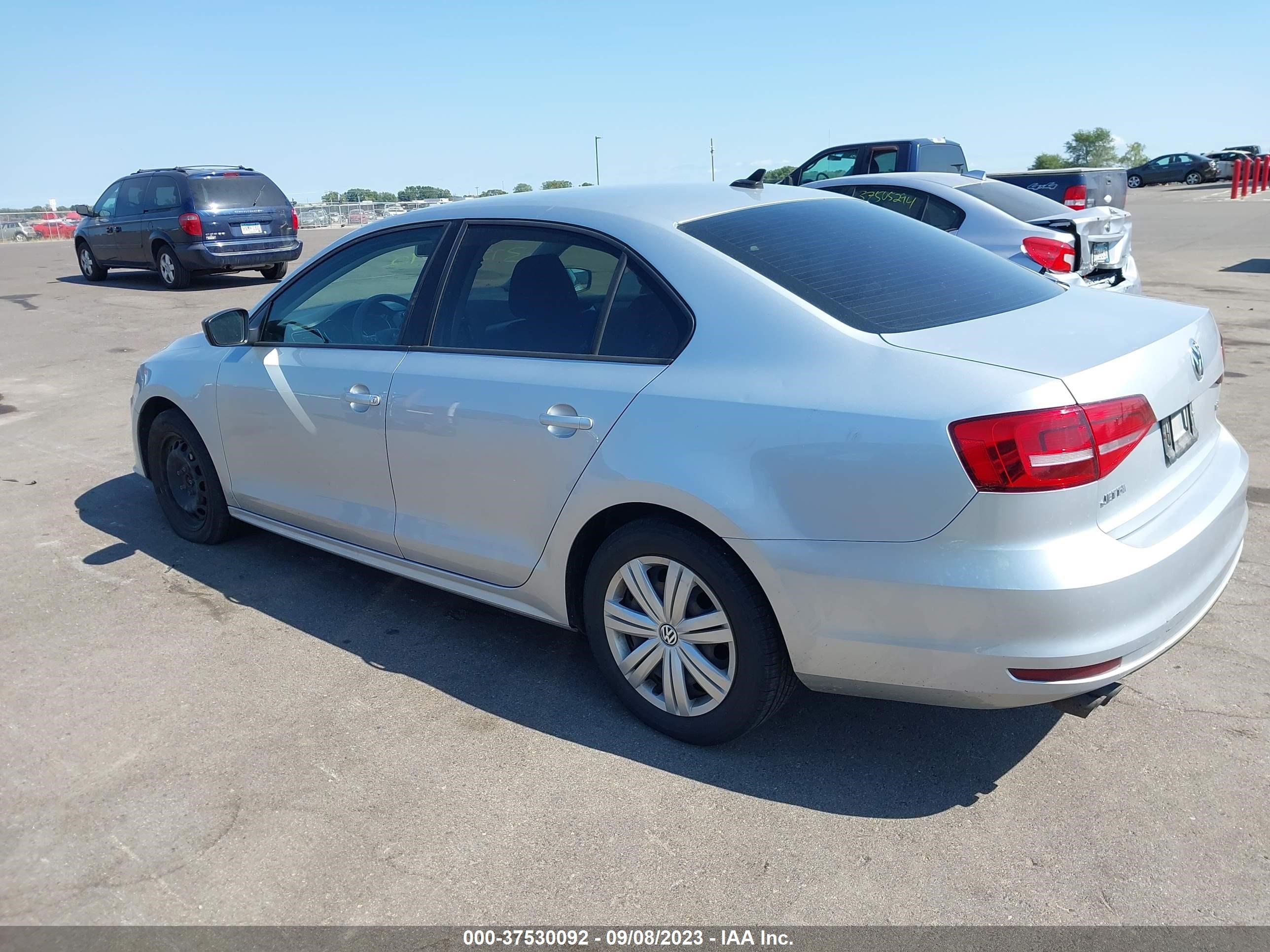 Photo 2 VIN: 3VWLA7AJ9FM323668 - VOLKSWAGEN JETTA 