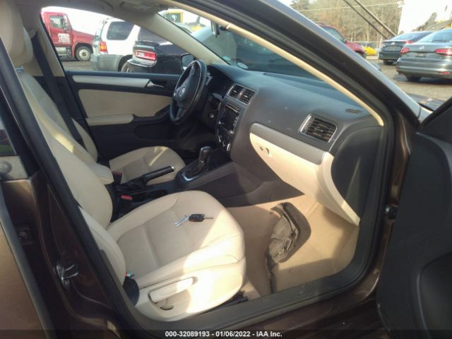 Photo 4 VIN: 3VWLL7AJ0BM057235 - VOLKSWAGEN JETTA SEDAN 