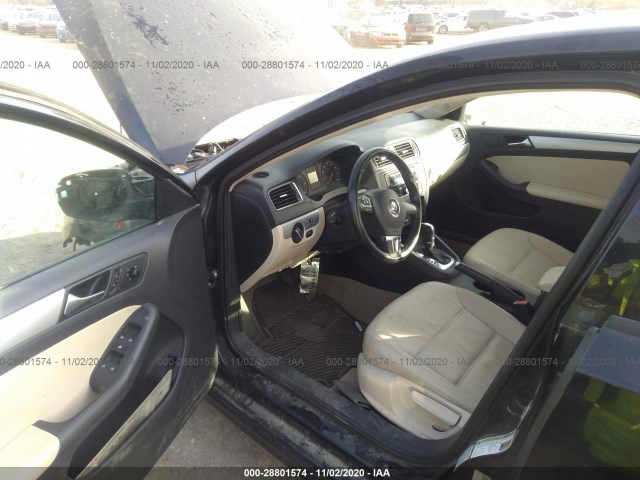 Photo 4 VIN: 3VWLL7AJ0BM114730 - VOLKSWAGEN JETTA SEDAN 