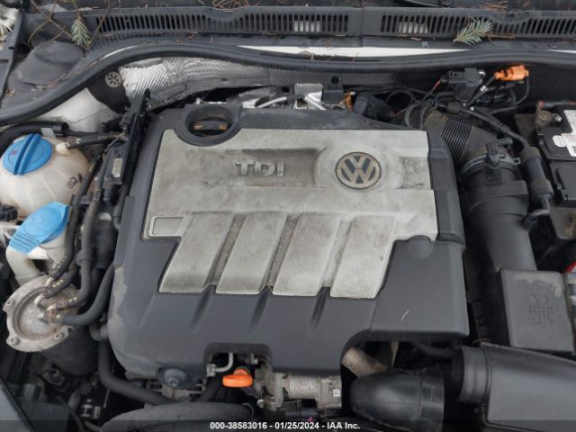 Photo 9 VIN: 3VWLL7AJ1CM383157 - VOLKSWAGEN JETTA 