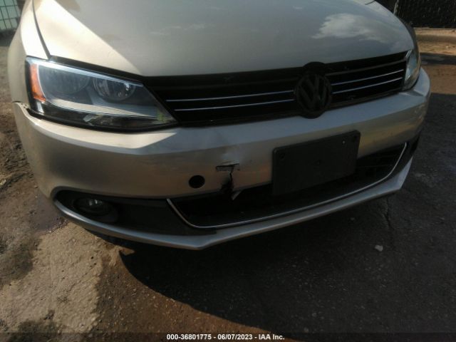 Photo 5 VIN: 3VWLL7AJ1EM269775 - VOLKSWAGEN JETTA 