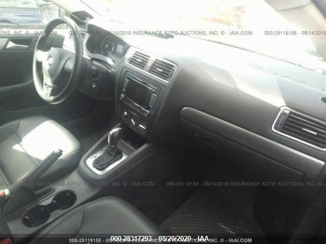 Photo 4 VIN: 3VWLL7AJ1EM413776 - VOLKSWAGEN JETTA SEDAN 