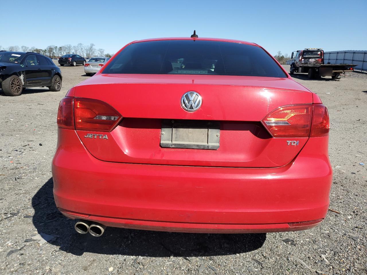 Photo 5 VIN: 3VWLL7AJ2BM112395 - VOLKSWAGEN JETTA 