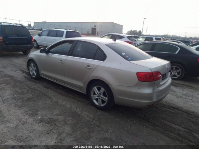 Photo 2 VIN: 3VWLL7AJ2DM211902 - VOLKSWAGEN JETTA SEDAN 