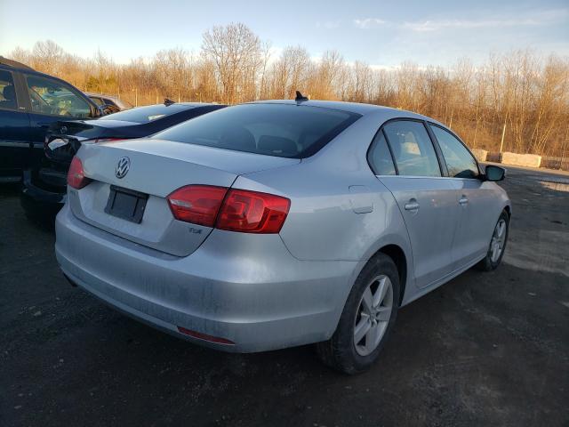 Photo 3 VIN: 3VWLL7AJ2DM380902 - VOLKSWAGEN JETTA TDI 