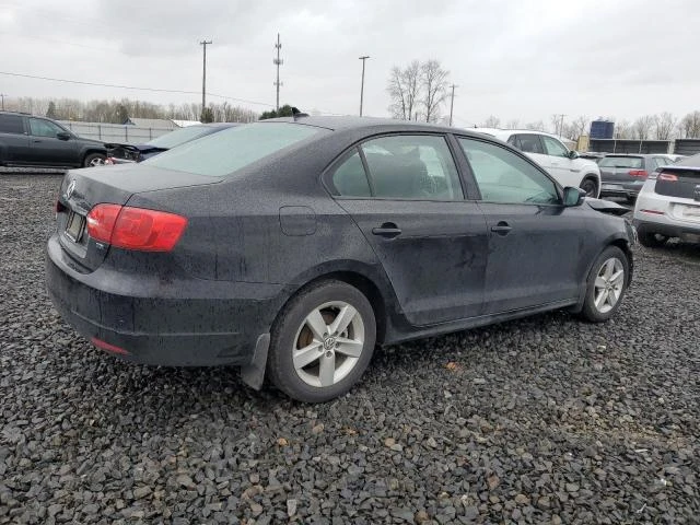 Photo 2 VIN: 3VWLL7AJ3CM390563 - VOLKSWAGEN JETTA TDI 