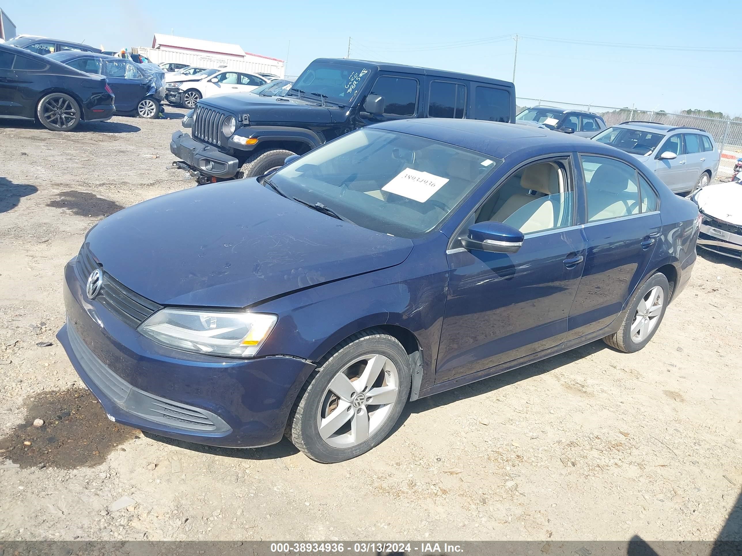 Photo 1 VIN: 3VWLL7AJ3DM368242 - VOLKSWAGEN JETTA 