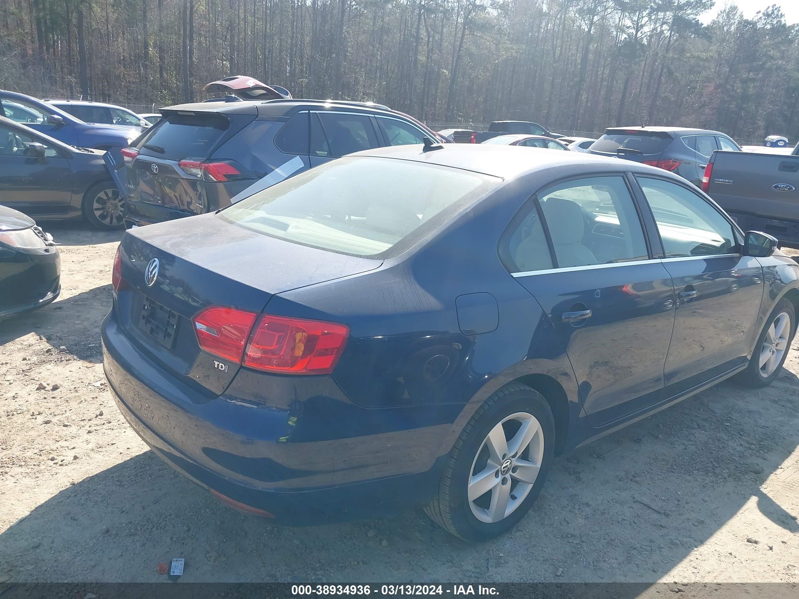 Photo 7 VIN: 3VWLL7AJ3DM368242 - VOLKSWAGEN JETTA 