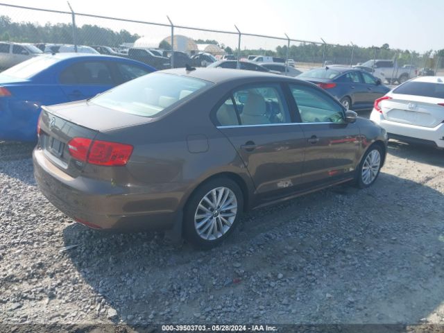 Photo 3 VIN: 3VWLL7AJ3EM380828 - VOLKSWAGEN JETTA 