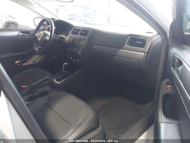 Photo 4 VIN: 3VWLL7AJ3EM445614 - VOLKSWAGEN JETTA 