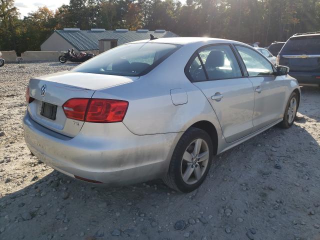 Photo 3 VIN: 3VWLL7AJ4BM109630 - VOLKSWAGEN JETTA TDI 