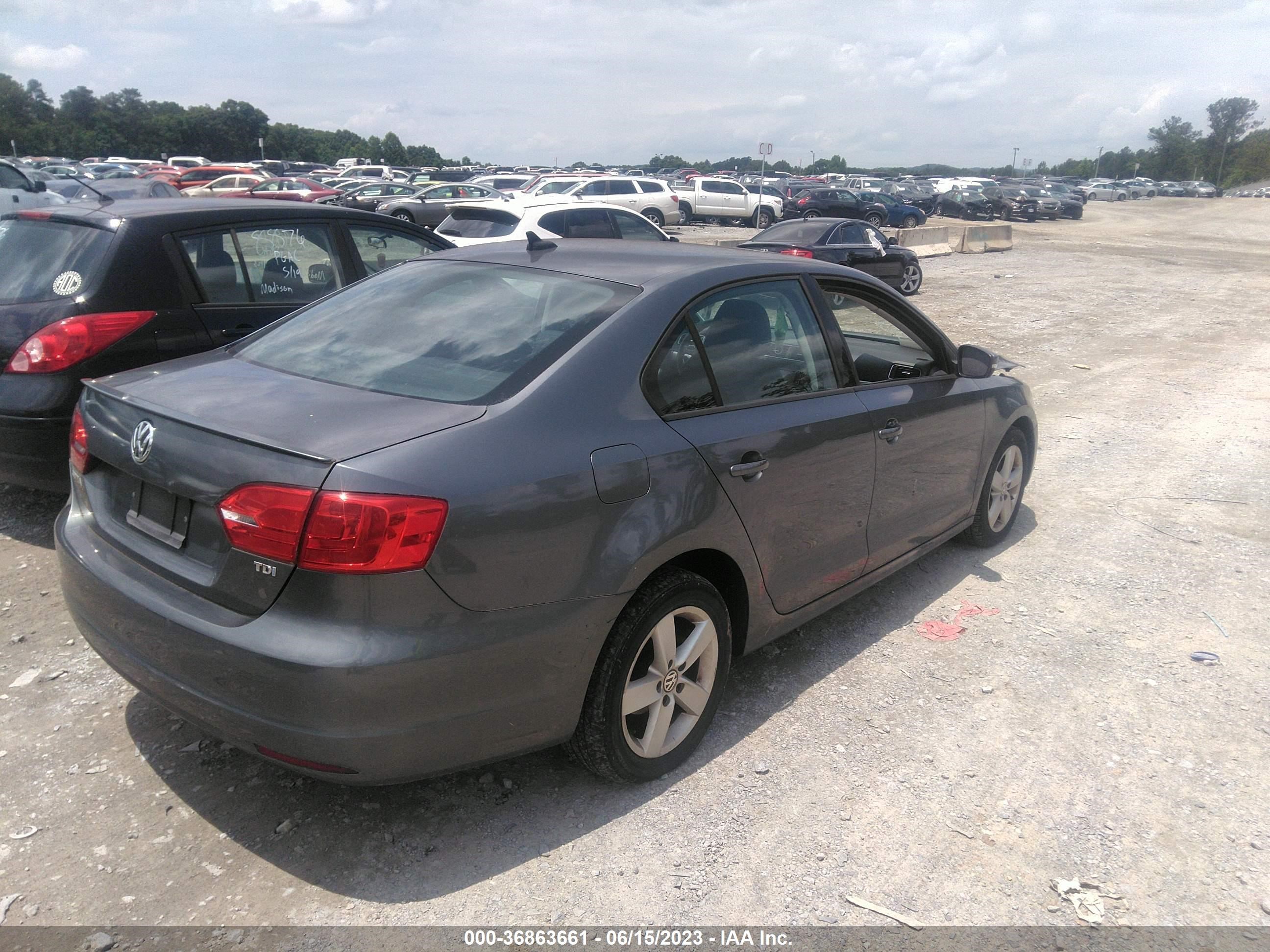 Photo 3 VIN: 3VWLL7AJ4CM396906 - VOLKSWAGEN JETTA 