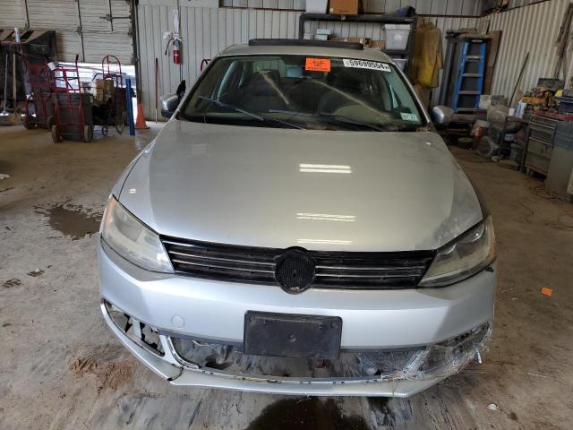 Photo 4 VIN: 3VWLL7AJ4CM404986 - VOLKSWAGEN JETTA 