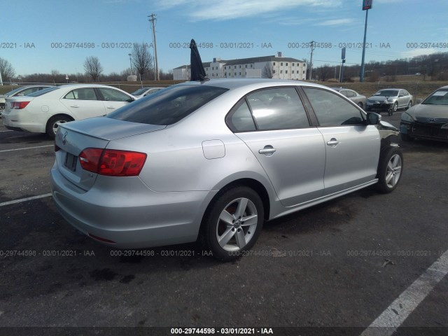 Photo 3 VIN: 3VWLL7AJ4CM413672 - VOLKSWAGEN JETTA SEDAN 