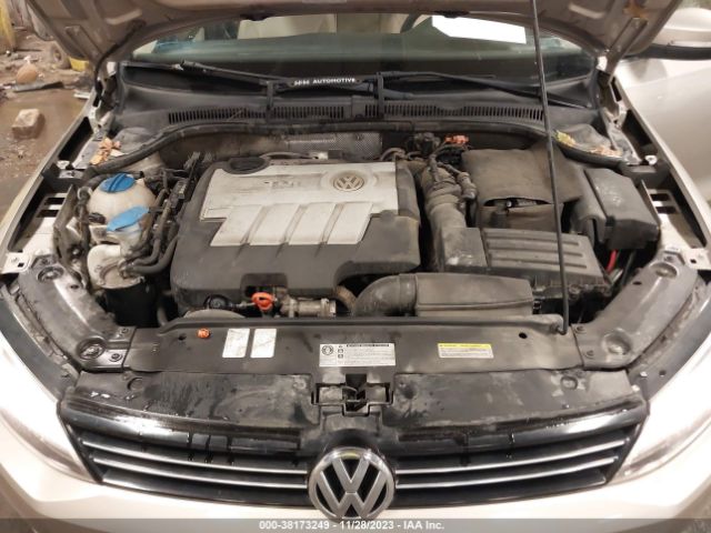 Photo 9 VIN: 3VWLL7AJ4DM237837 - VOLKSWAGEN JETTA 