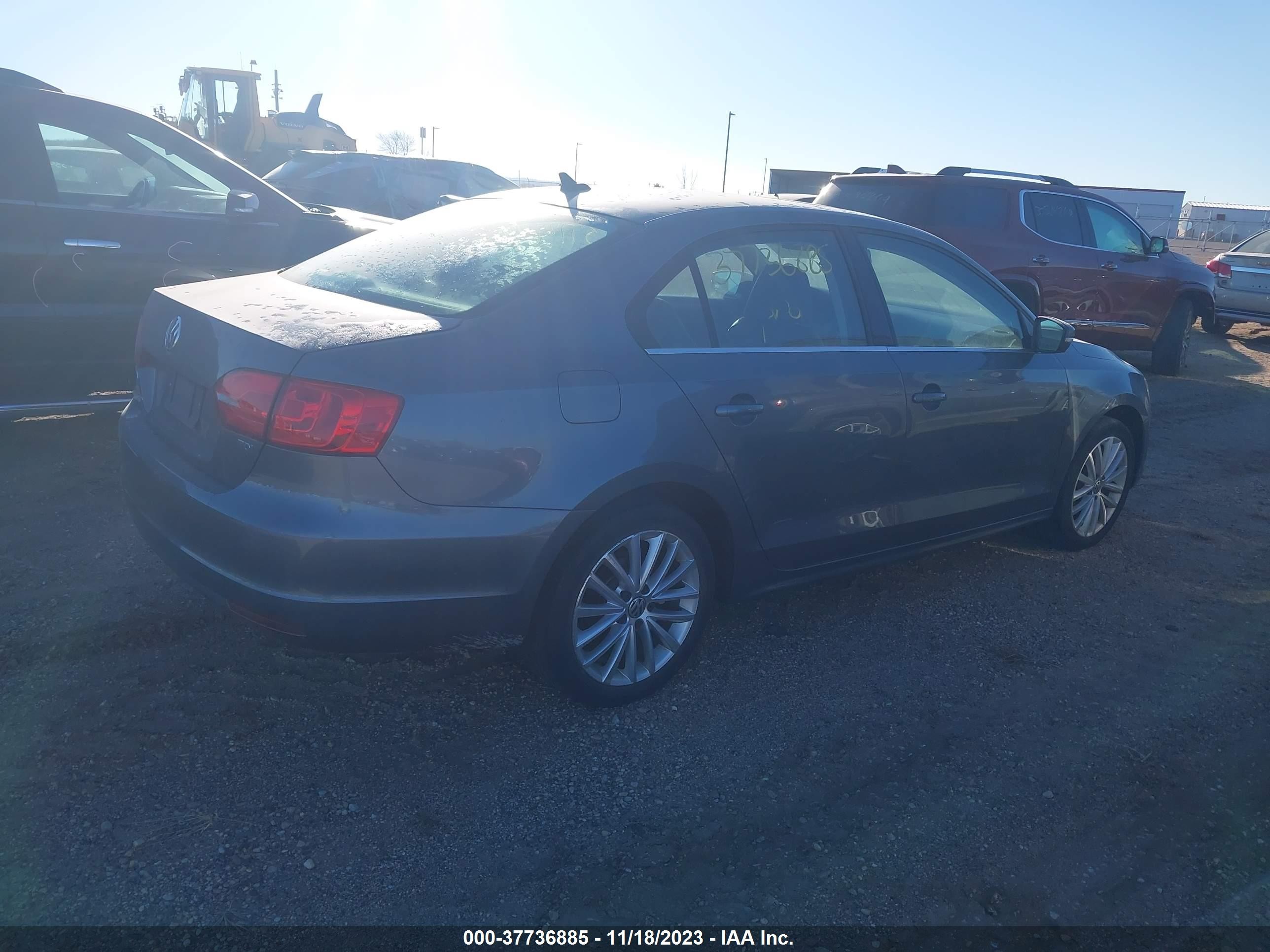 Photo 3 VIN: 3VWLL7AJ4DM357878 - VOLKSWAGEN JETTA 