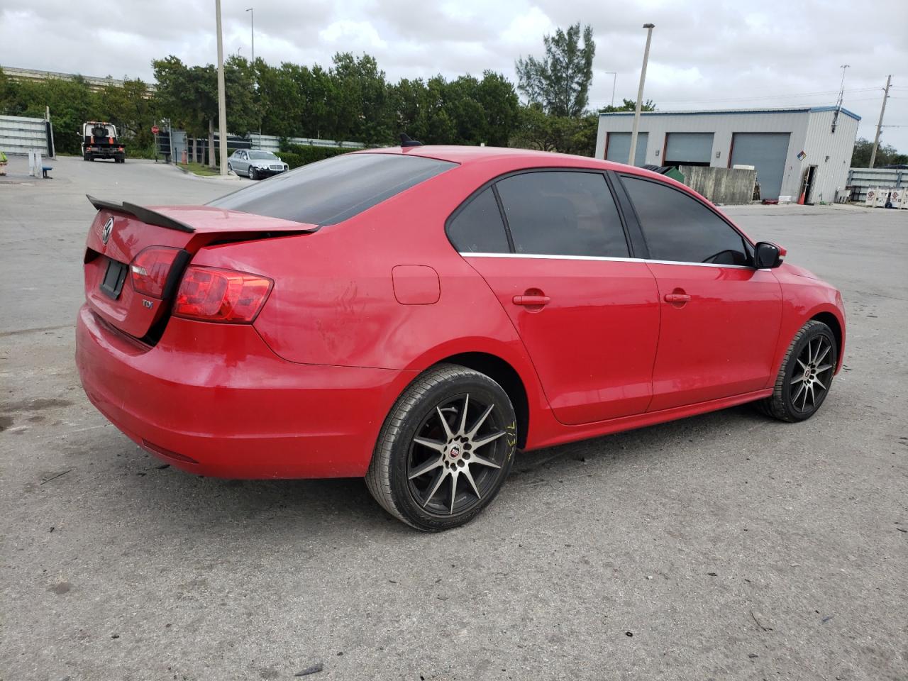 Photo 2 VIN: 3VWLL7AJ4EM398772 - VOLKSWAGEN JETTA 