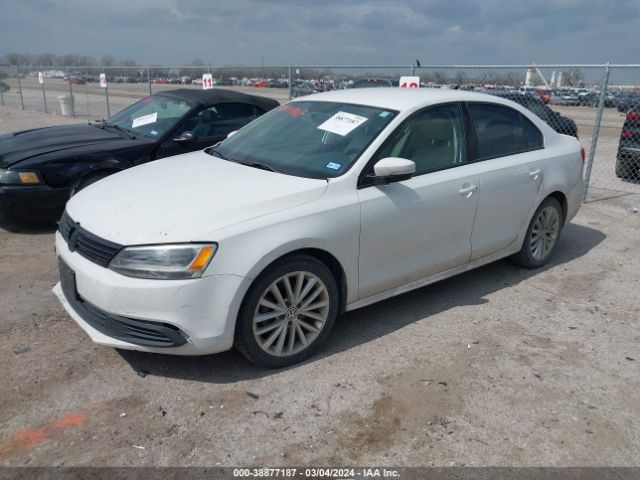 Photo 1 VIN: 3VWLL7AJ5BM075682 - VOLKSWAGEN JETTA 