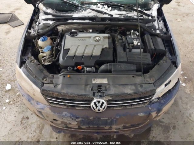 Photo 9 VIN: 3VWLL7AJ5BM113329 - VOLKSWAGEN JETTA 