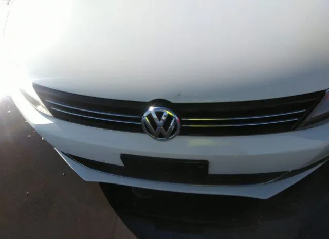 Photo 5 VIN: 3VWLL7AJ5DM356657 - VOLKSWAGEN JETTA SEDAN 