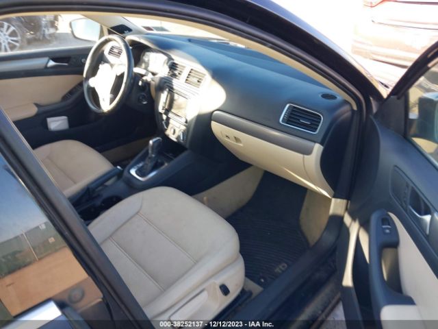 Photo 4 VIN: 3VWLL7AJ5DM421636 - VOLKSWAGEN JETTA 