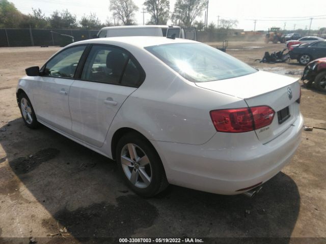 Photo 2 VIN: 3VWLL7AJ6BM131158 - VOLKSWAGEN JETTA SEDAN 