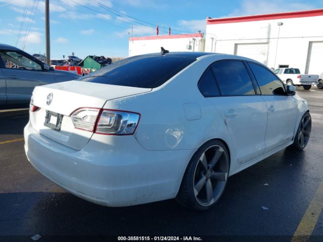 Photo 3 VIN: 3VWLL7AJ6EM290170 - VOLKSWAGEN JETTA 