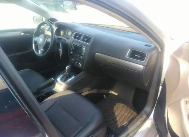 Photo 4 VIN: 3VWLL7AJ6EM418617 - VOLKSWAGEN JETTA SEDAN 